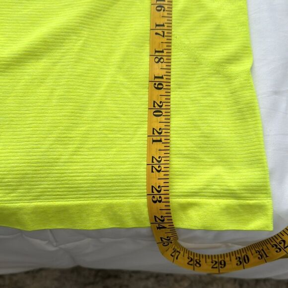 Lululemon Swiftly Tech Long Sleeve 2.0, Size 4 - Picture 7 of 9